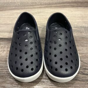 Old Navy Kids Navy Water Shoes